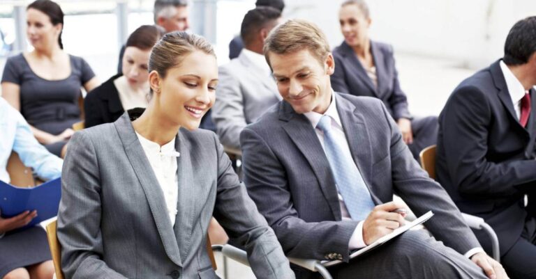 kỹ năng giao tiếp tiếng Anh công sở