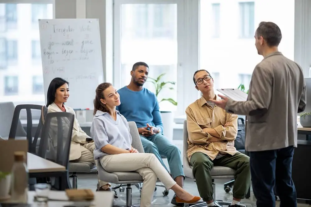 IMPACTUS Global Business English Course
